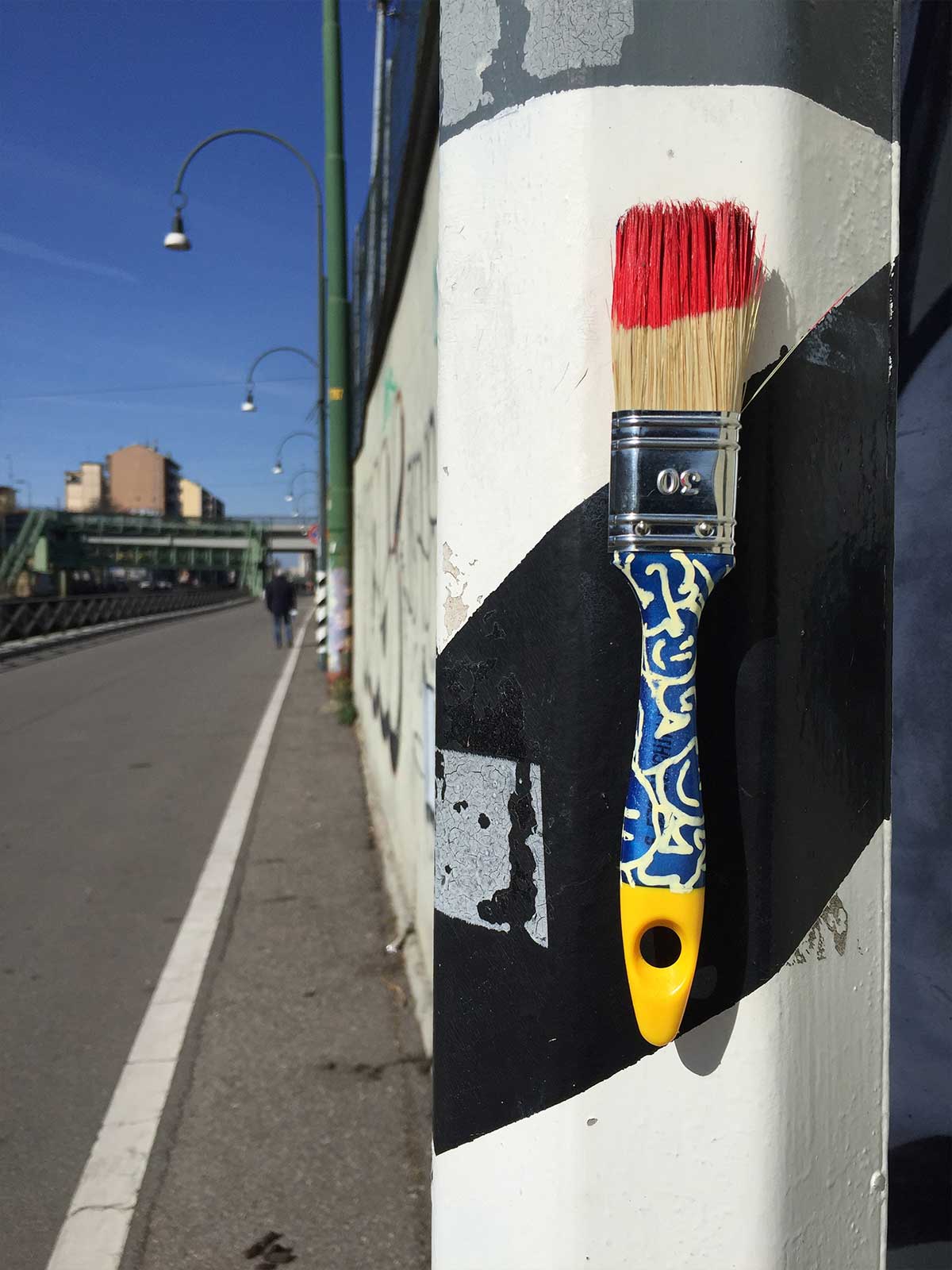 milano-naviglio-grande-dutygorn-brushes